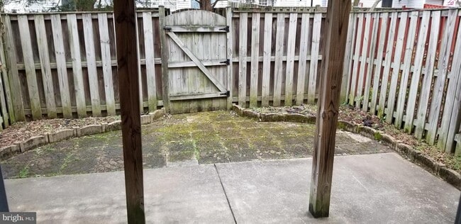 Building Photo - 5503 Sacramento Mews Pl