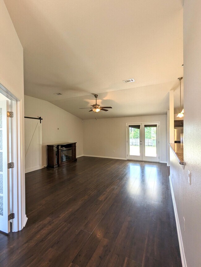 Building Photo - 8249 Escola St