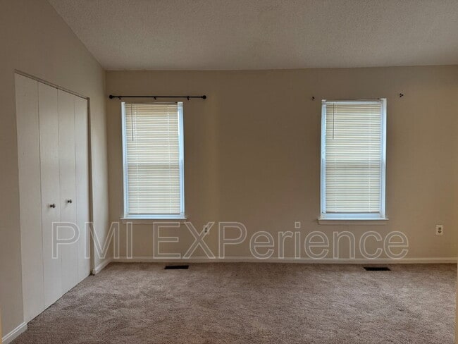 Building Photo - 709 St Michaels Dr