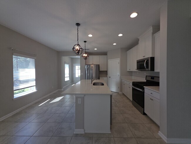 Building Photo - 312 Clarys Run