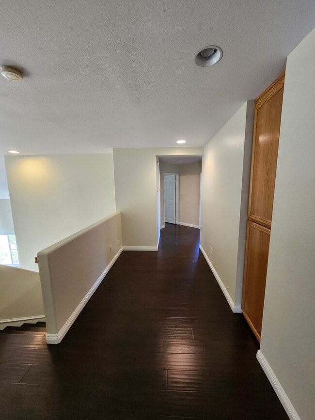 Building Photo - Beautiful two-story home located in the he...