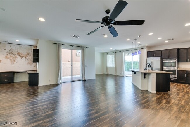 Building Photo - 8039 Kemblefield Ave