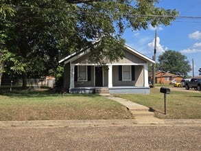 Building Photo - 3602 Locust St