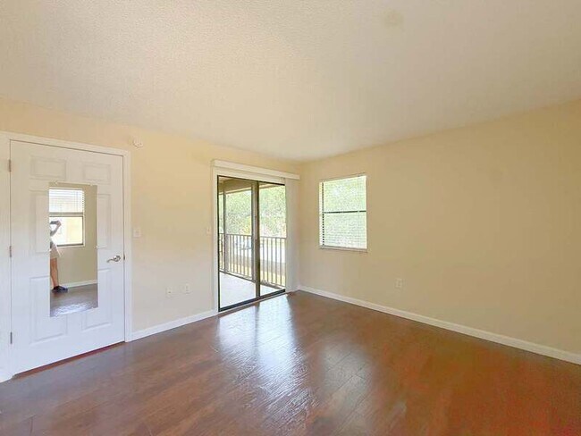 Building Photo - 10155 Sailwinds Blvd S