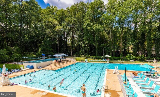 Building Photo - 3300 Prince William Dr