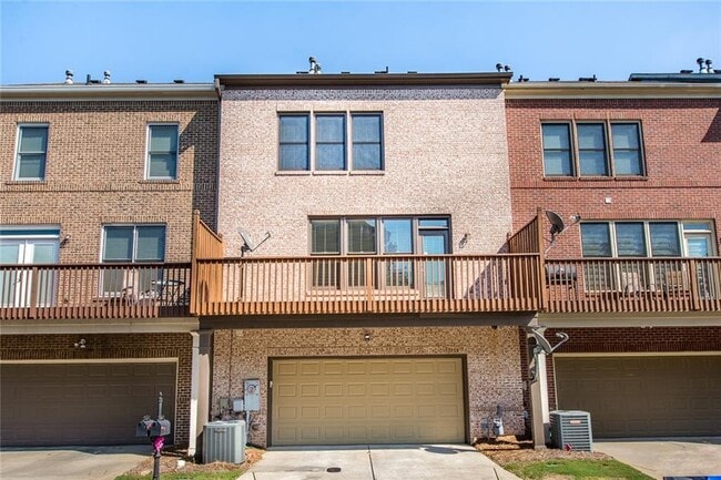 Building Photo - 528 Twinrose Way