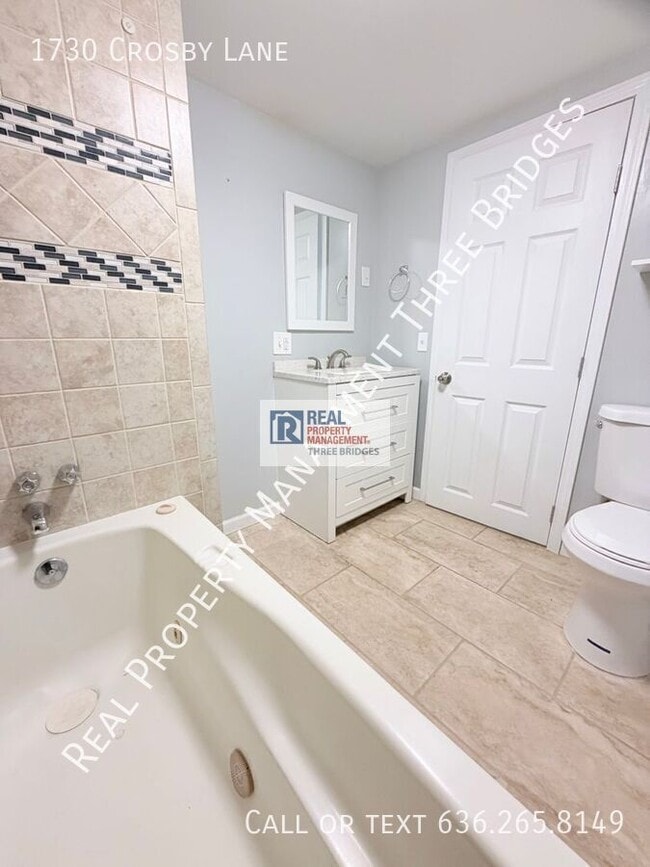 Building Photo - 1730 Crosby Ln