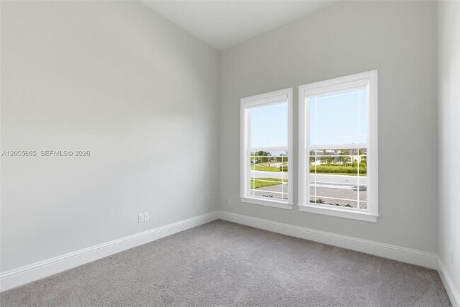 Building Photo - 4662 Estates Cir