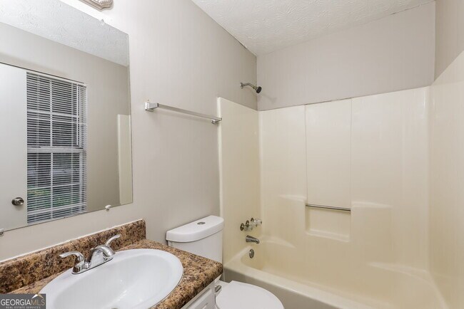 Building Photo - 3693 Ashbill Ct