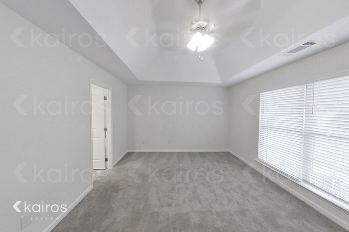 Building Photo - 325 Bent Tree Dr