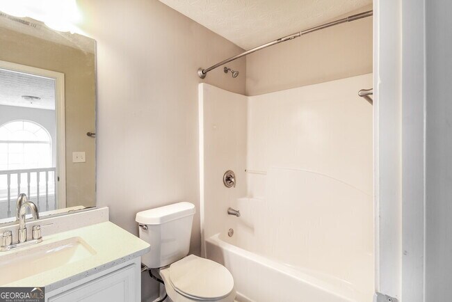 Building Photo - 315 Timberlake Terrace