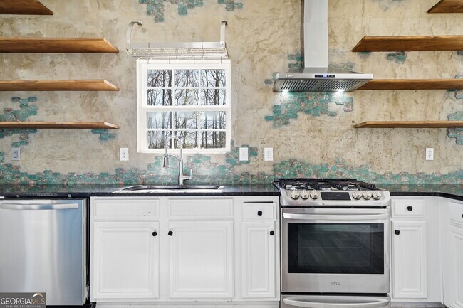 Building Photo - 1582 Ewing Farm Dr