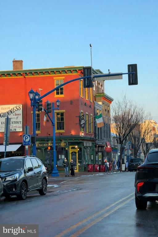 Building Photo - 755 Platinum Dr