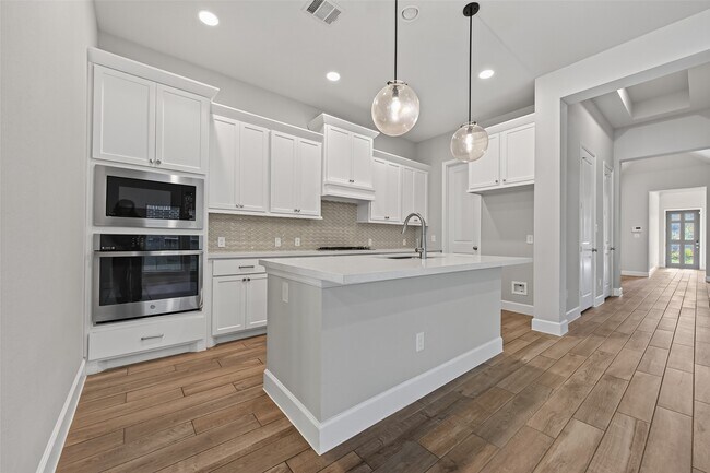 Building Photo - 17371 Merigold Hts Dr