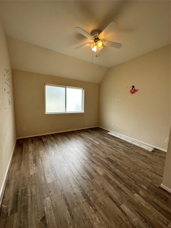 Building Photo - 3902 Breaux Bridge Ln