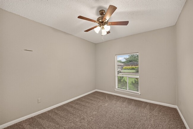 Building Photo - 16451 Cavendish Dr