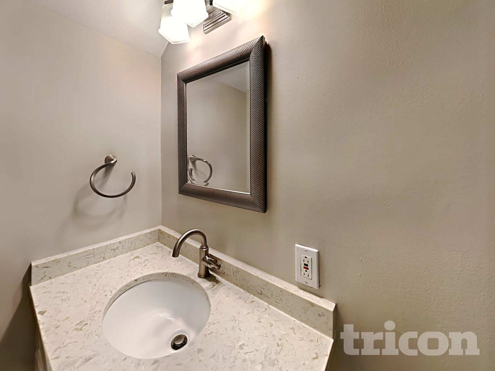 Building Photo - 254 Riverrun Dr