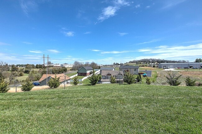 Building Photo - 93 Sutter Pl