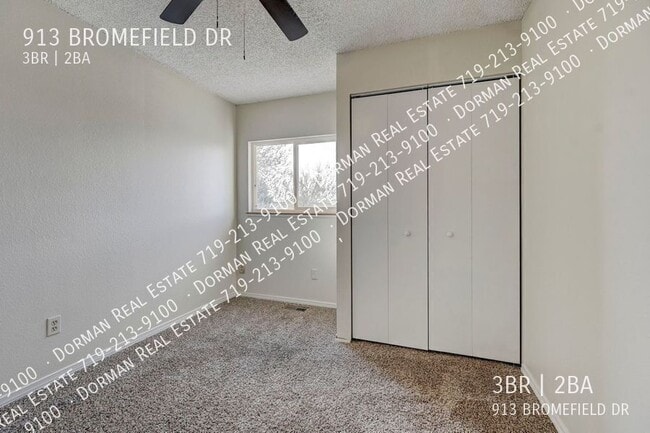 Building Photo - 913 Bromefield Dr