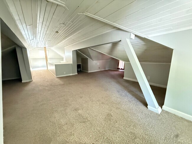 Building Photo - 3 Bed 1 Bath in Rountree