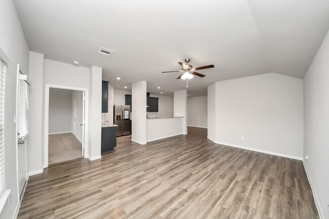 Building Photo - 13318 Villa Sola Dr