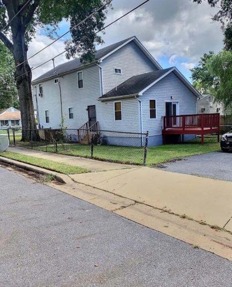 Building Photo - 1 Doewood Ln