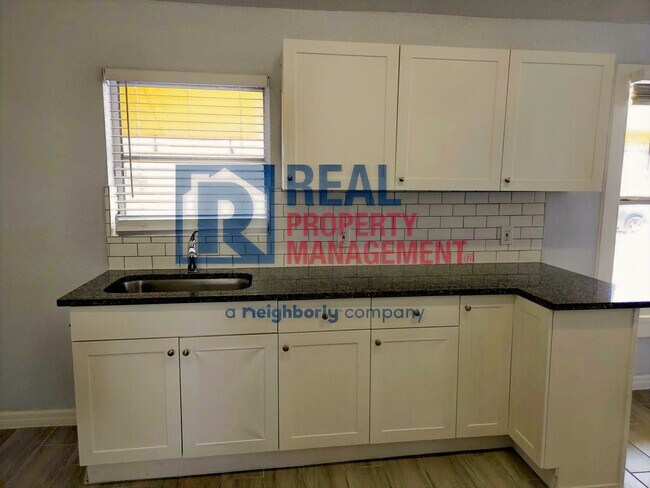Building Photo - Village of the Arts Charmer — Updated 2BR Home with Detached 1BR Cottage