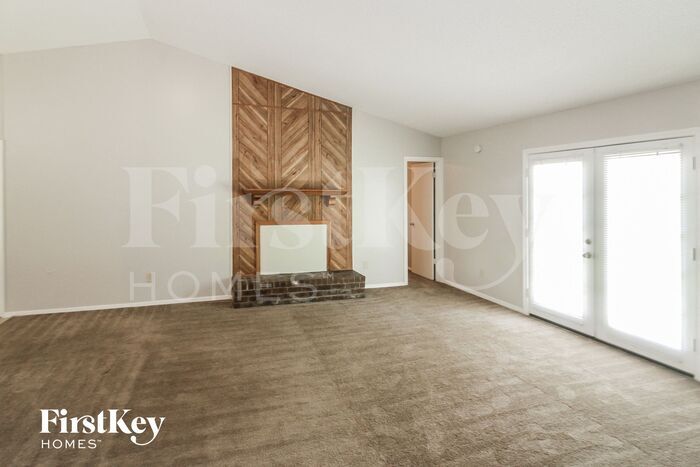 Building Photo - 4375 Burnette Pl
