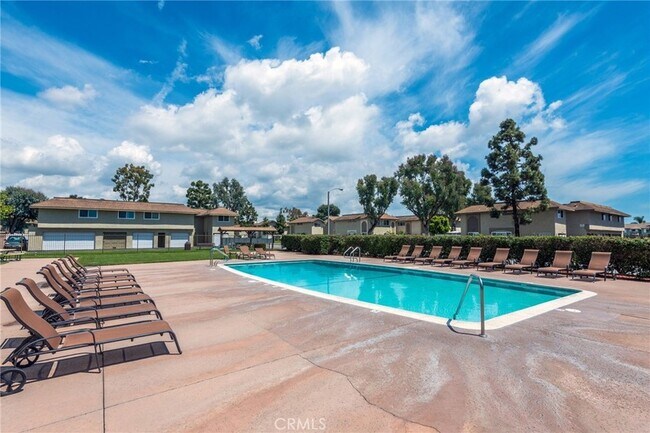 Building Photo - 9552 Bickley Dr
