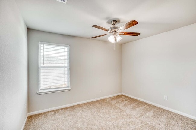 Building Photo - 8119 Sunberry Shadow Dr