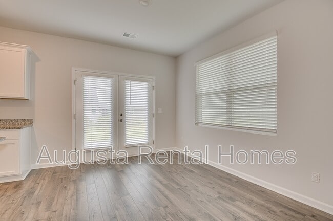 Building Photo - 1414 Deer Hollow Run