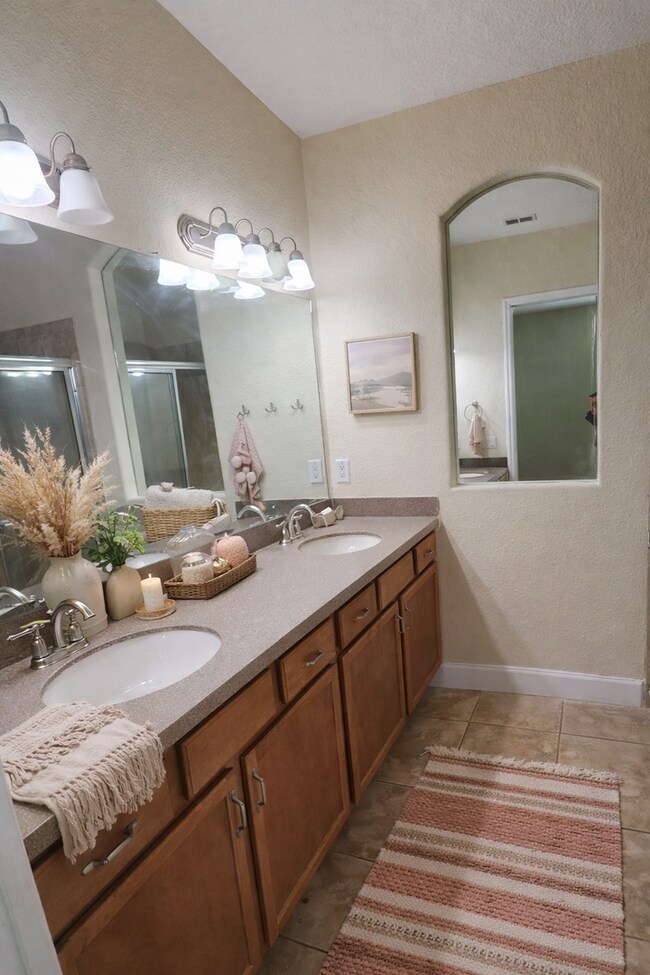 Building Photo - 3 Bed/2.5 Bath in Cypress Reserve