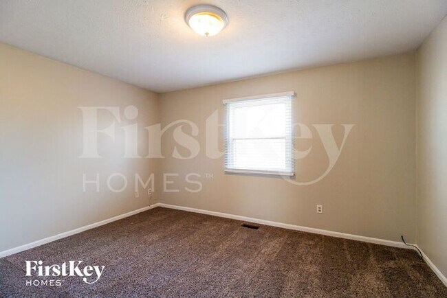 Building Photo - 1294 Anthony Ln