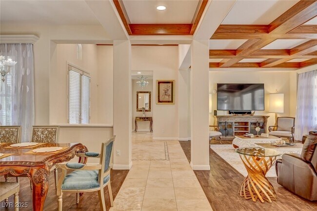 Building Photo - 209 Surtees Point St