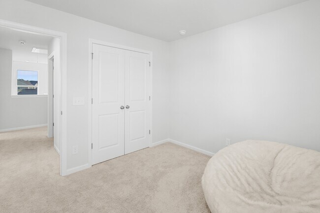 Building Photo - 119 Stillhouse Dr