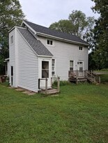 Building Photo - 804 Ferry St