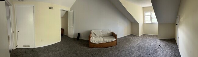 Building Photo - 38 Hidden Springs Rd