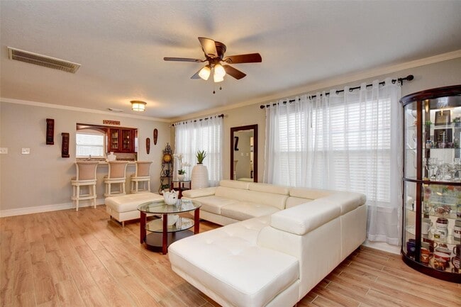 Building Photo - 21922 Paril Creek Dr