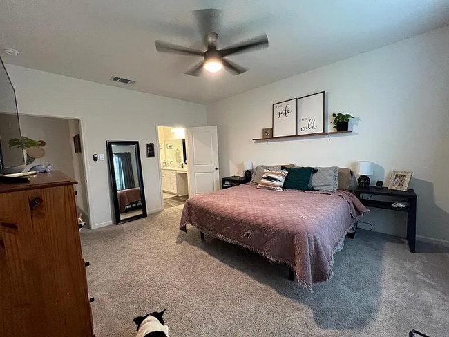 Building Photo - 10316 Castle Lyons Ln