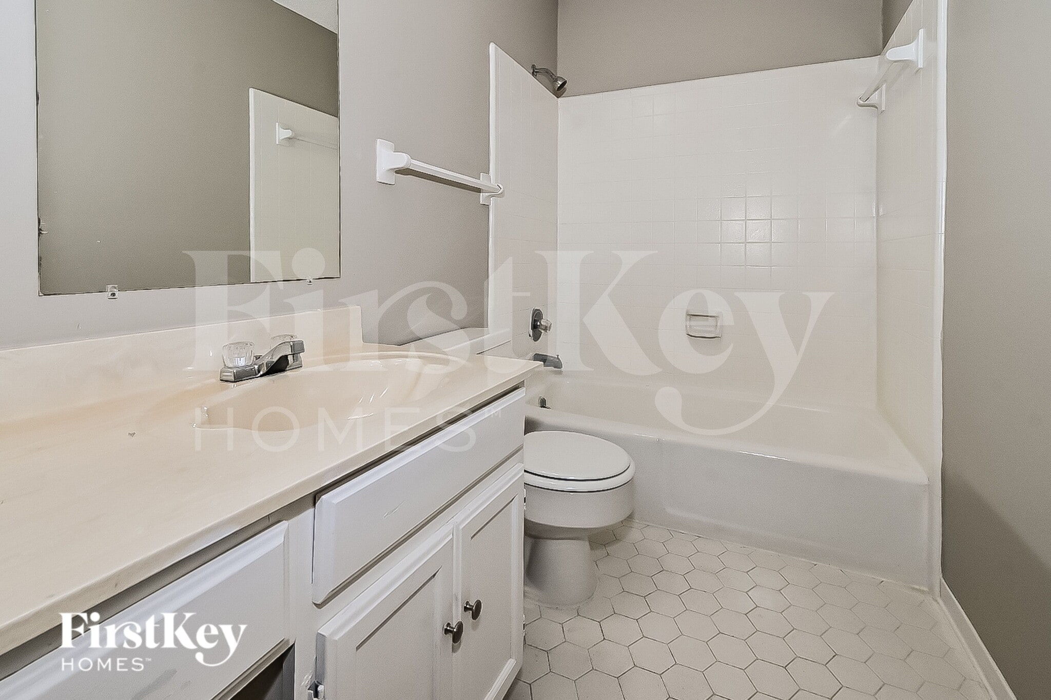 Building Photo - 6290 Ridge Manor Dr