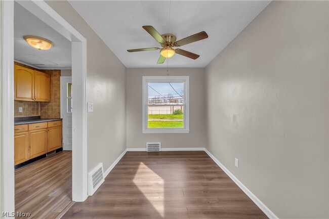 Building Photo - 24891 Fisher Rd