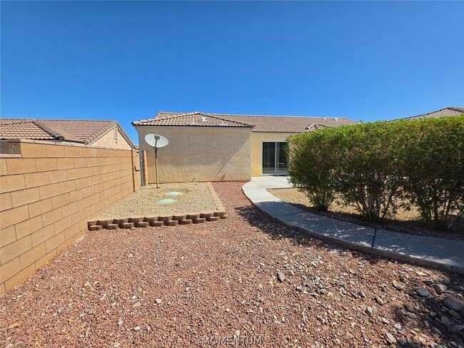 Building Photo - 2086 Jamie Rd