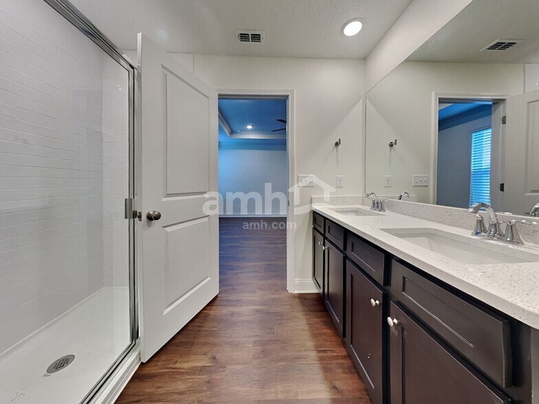 Building Photo - 141 Elcano Ln