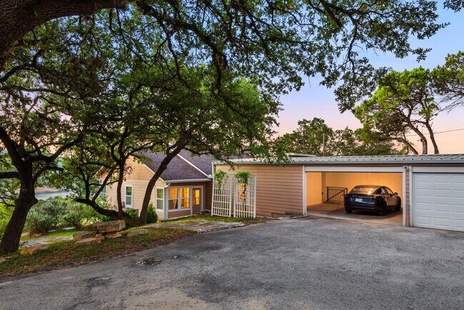 Building Photo - 14276 Farm to Market Rd 2769
