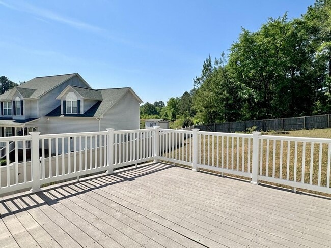 Building Photo - 284 Briarwood Pl