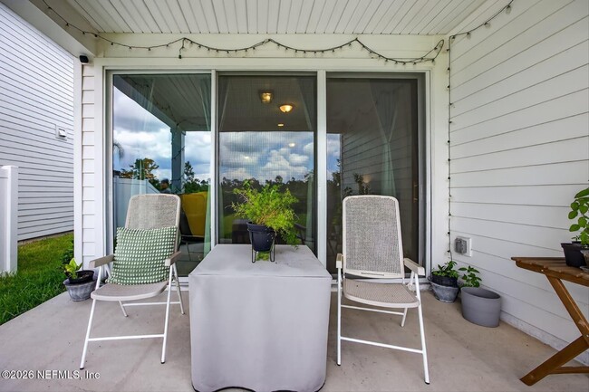 Building Photo - 168 Torres Trce