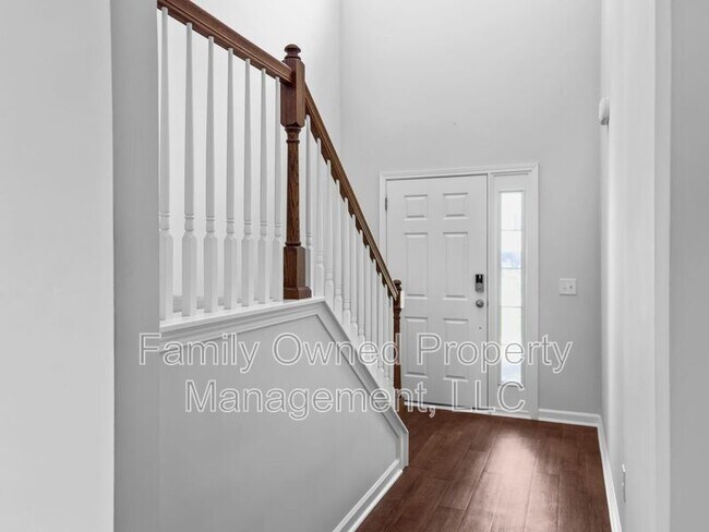 Building Photo - 209 Firewheel Ct