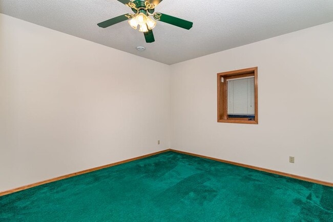 Building Photo - Beautiful Single Family home in Savage