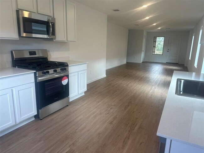Building Photo - 2621 Castille Vly Pl