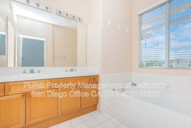 Building Photo - 5128 Sea Mist Ct